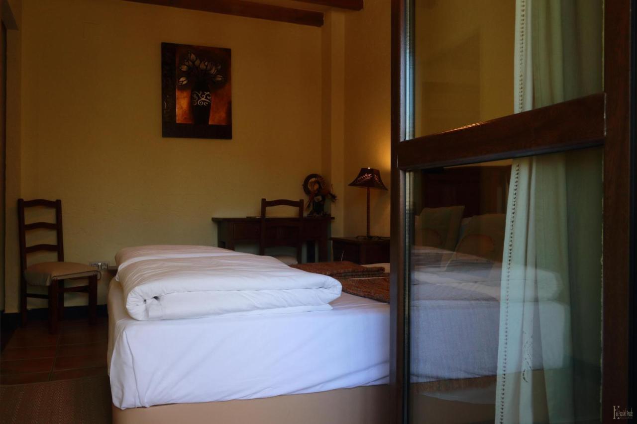 Hospederia El Pico Del Fraile Guest House Cobreros Exterior photo
