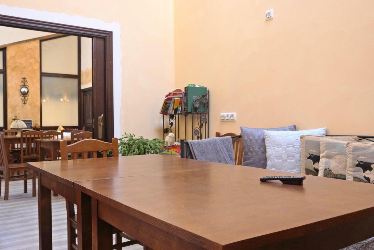 Hospederia El Pico Del Fraile Guest House Cobreros Exterior photo